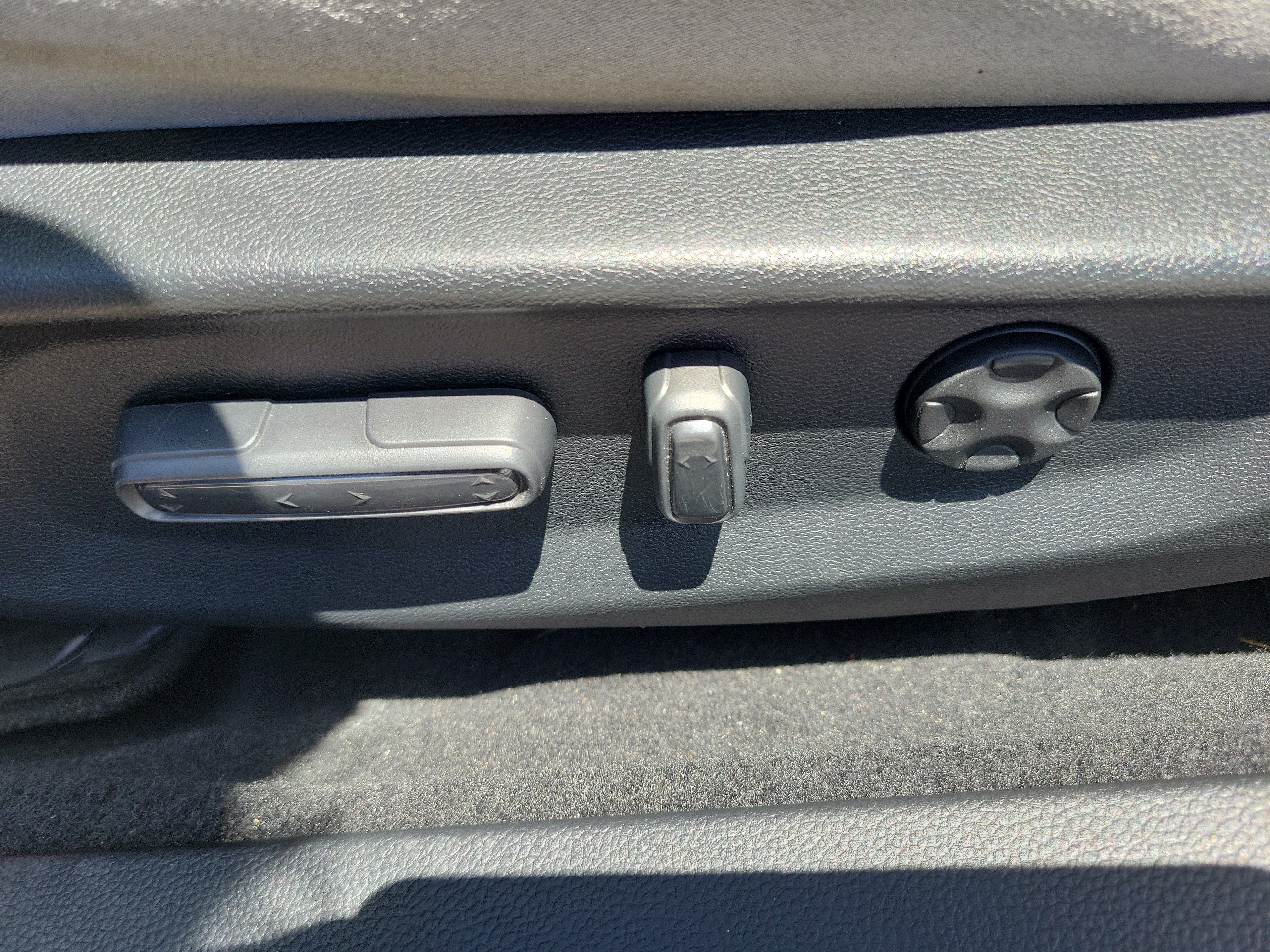 Used 2020 Honda Accord EX image 22