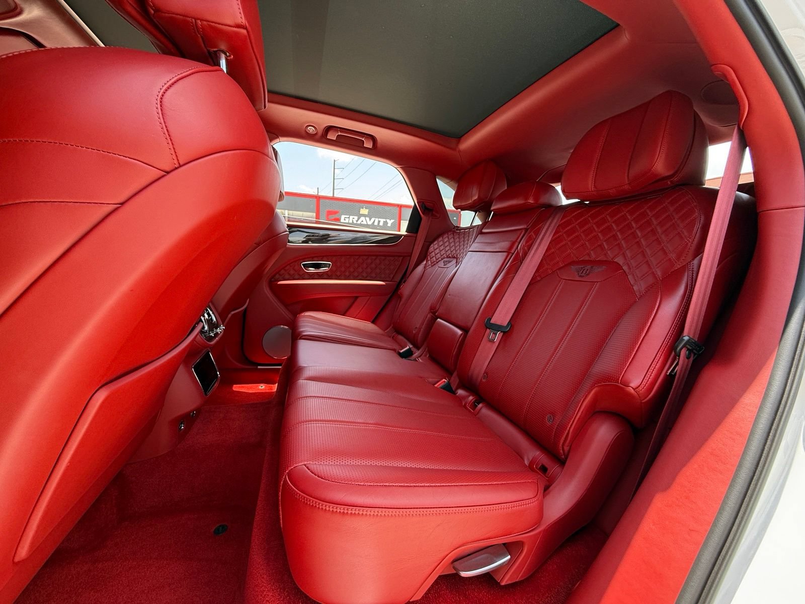 Used 2022 Bentley Bentayga Speed AWD/4WD image 45