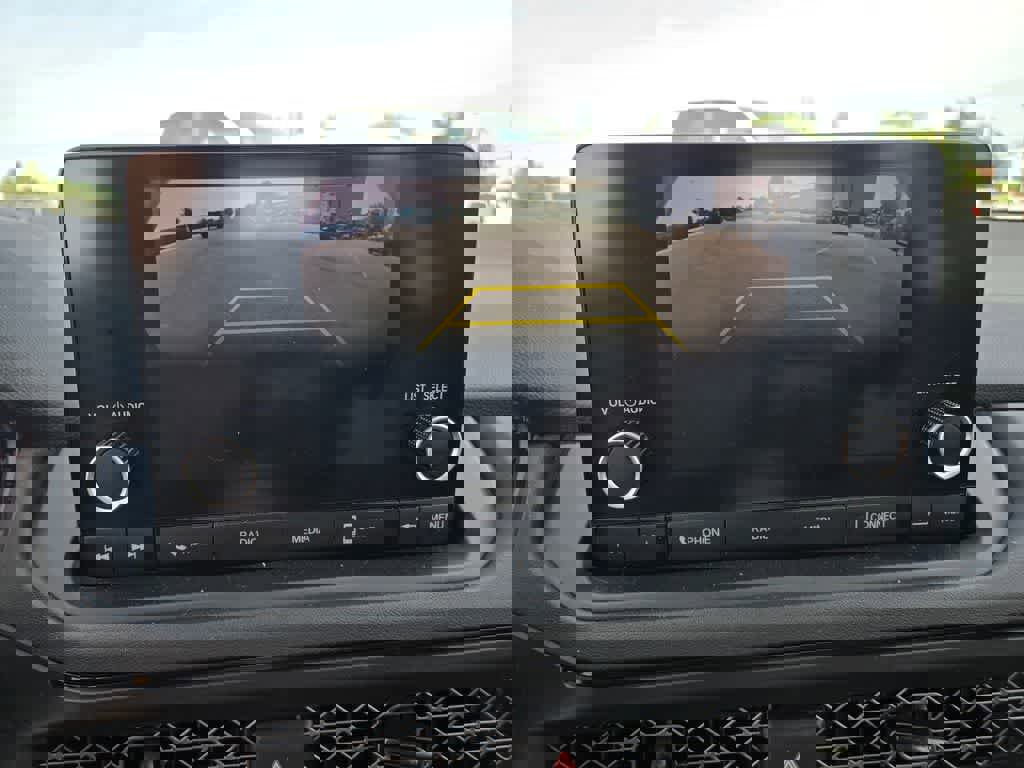 Used 2023 Honda Accord LX image 11