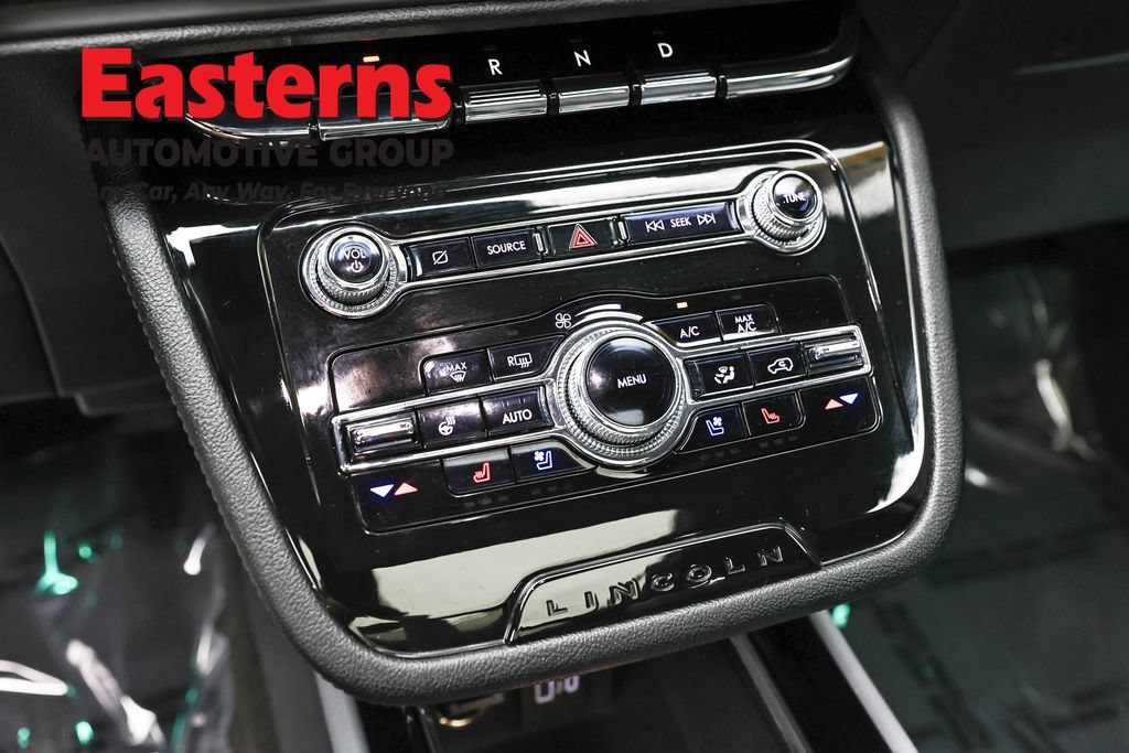 Used 2022 Lincoln Corsair AWD w/ Premium Package image 20