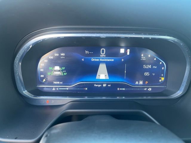 Used 2022 Chevrolet Suburban RST w/ Luxury Package image 14