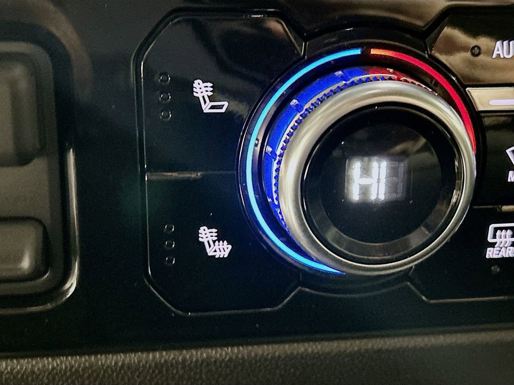 Used 2025 GMC Sierra 1500 SLE image 20