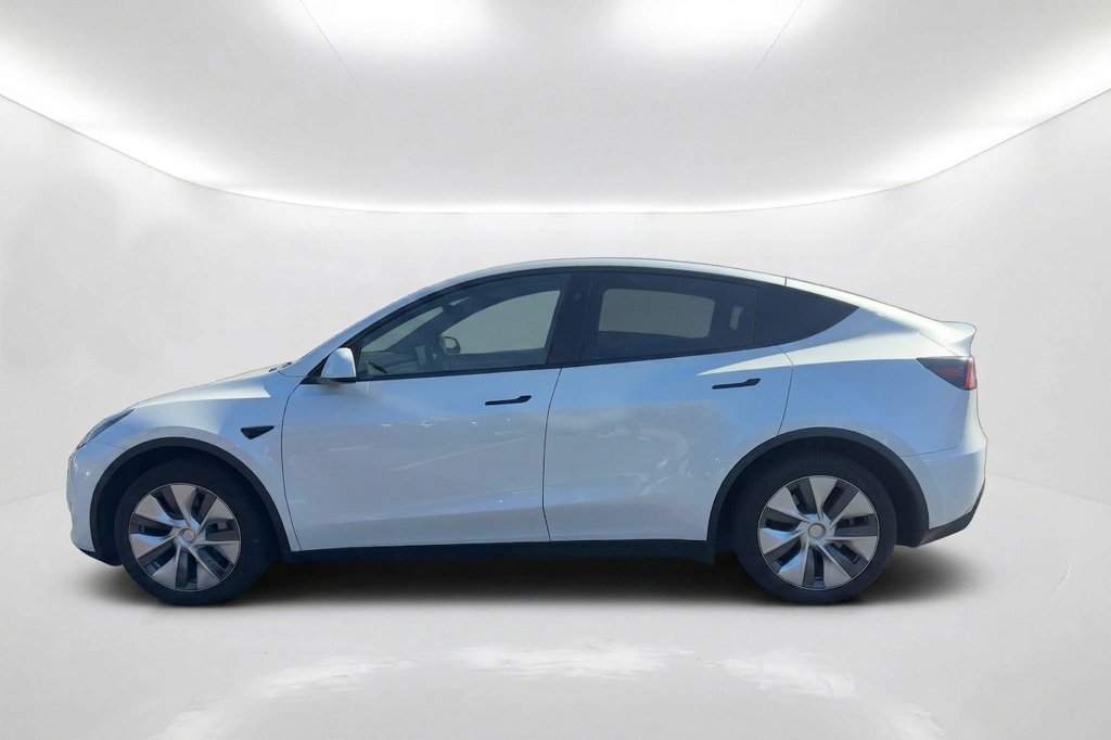 Used 2023 Tesla Model Y Long Range AWD/4WD image 9
