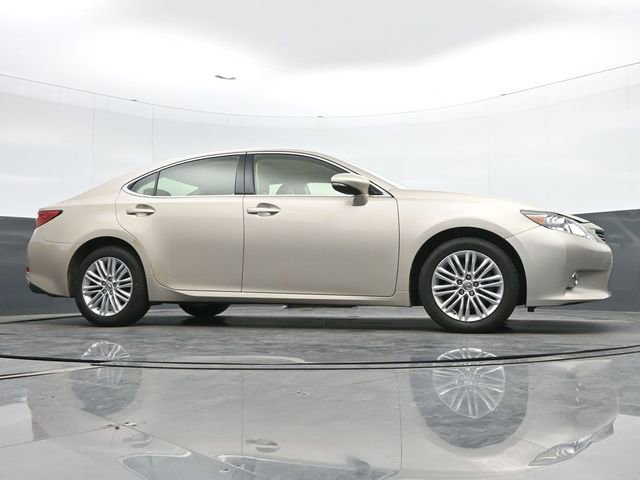 Used 2014 Lexus ES 350 w/ Luxury Package image 11