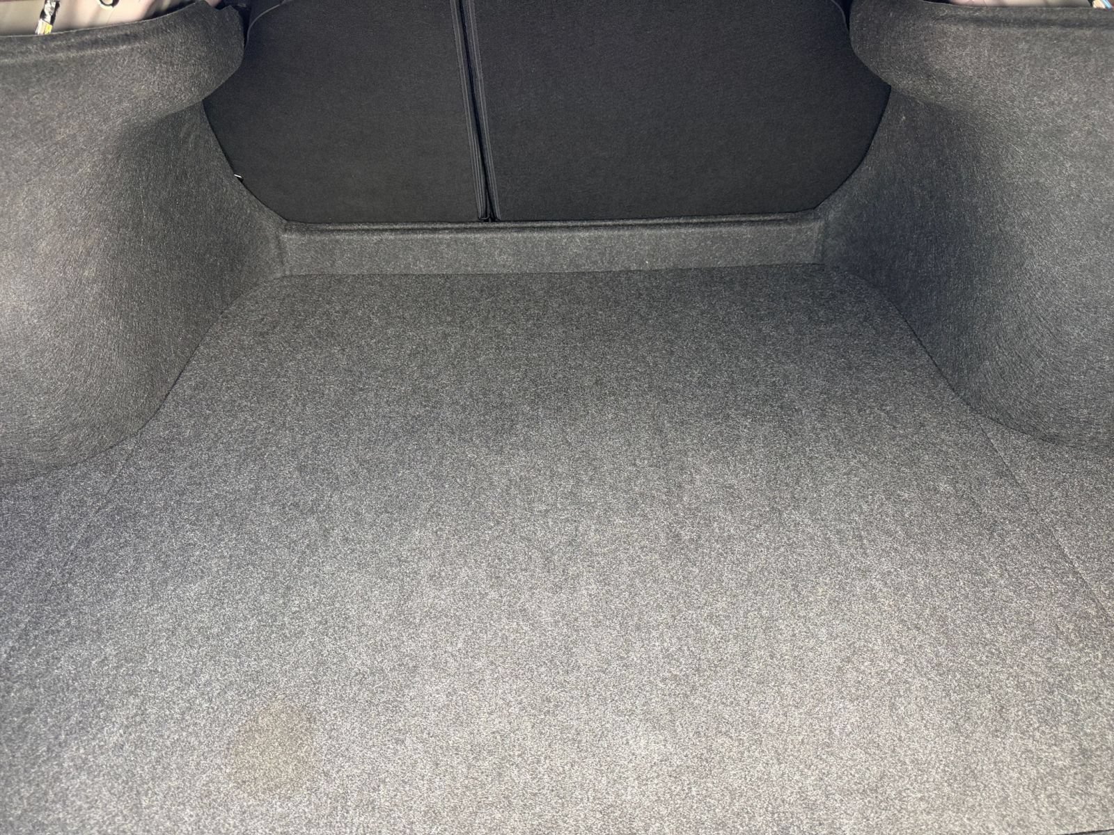 Used 2025 Nissan Sentra SV FWD image 29