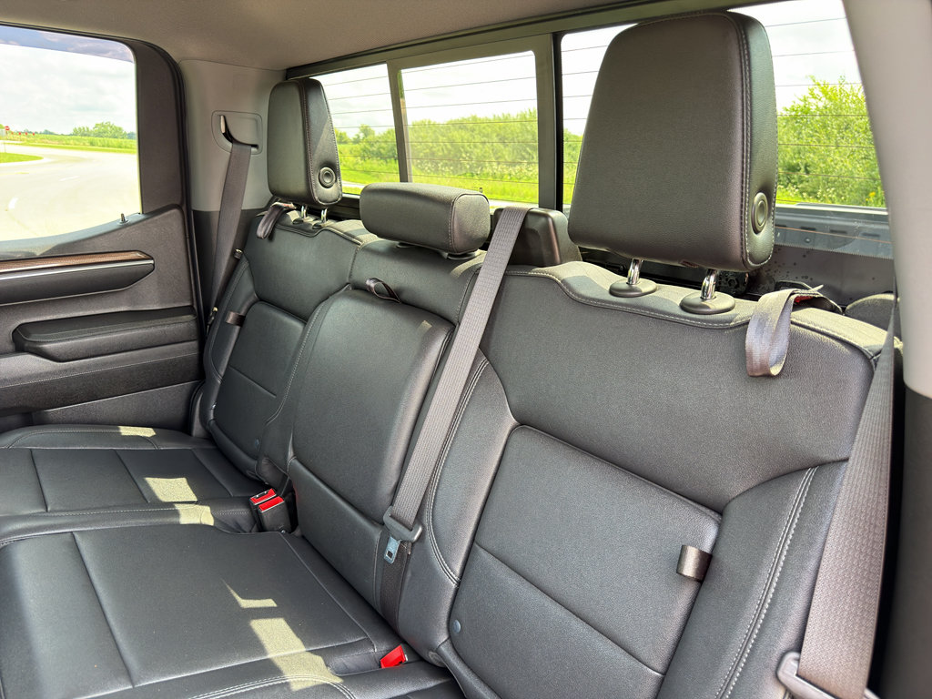 Used 2023 Chevrolet Silverado 1500 RST AWD/4WD image 35