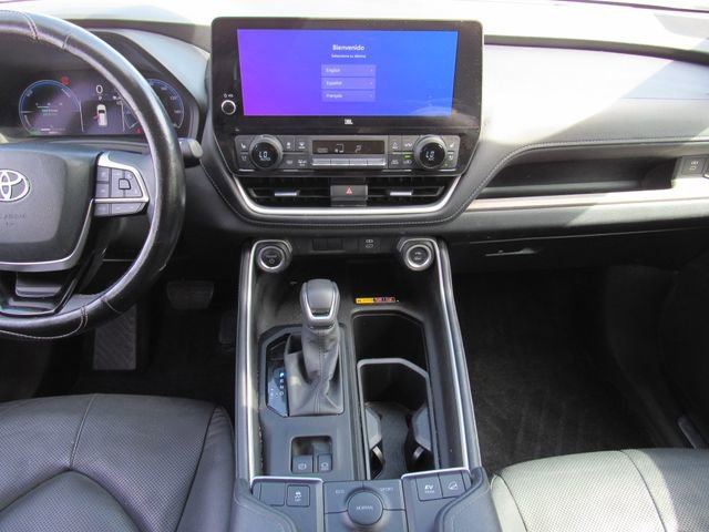 Used 2024 Toyota Grand Highlander AWD Hybrid image 19