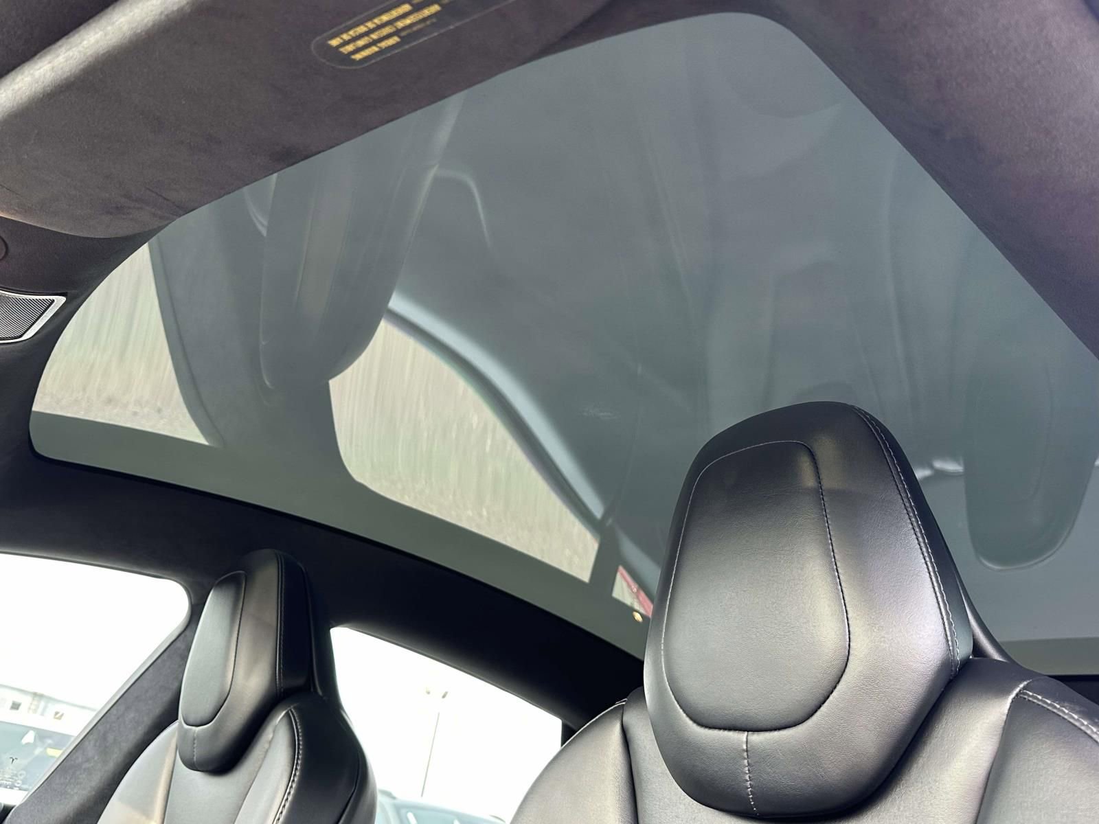 Used 2019 Tesla Model S 100D image 9