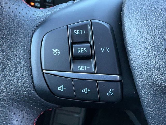 Used 2024 Ford Escape ST-Line image 31