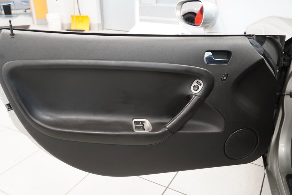 Used 2008 Pontiac Solstice GXP w/ Premium Package image 14