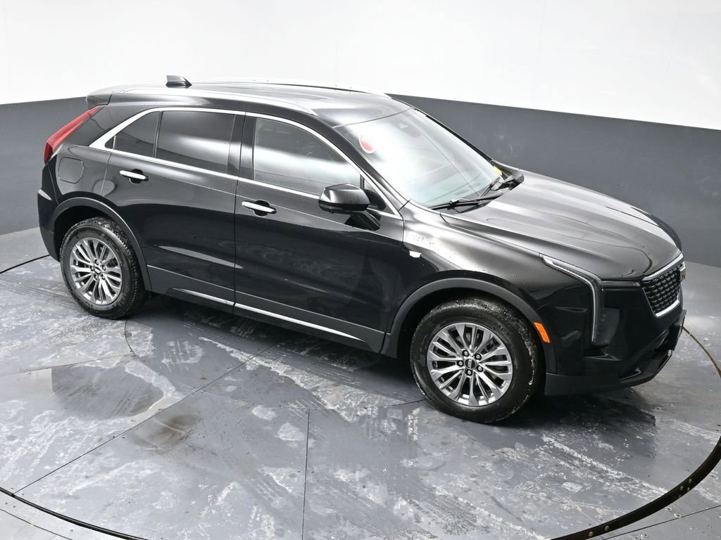 Used 2025 Cadillac XT4 Premium Luxury image 42