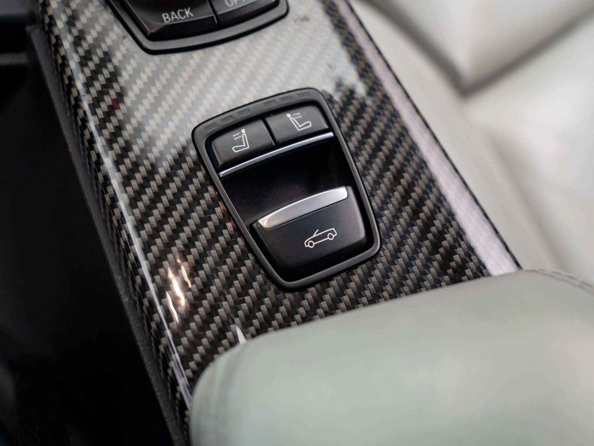 Used 2018 BMW M4 Convertible w/ Competition Package image 29