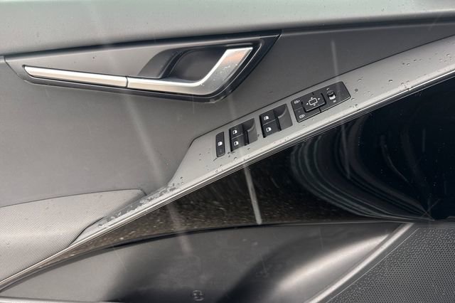 New 2026 Kia Niro Wind FWD image 12