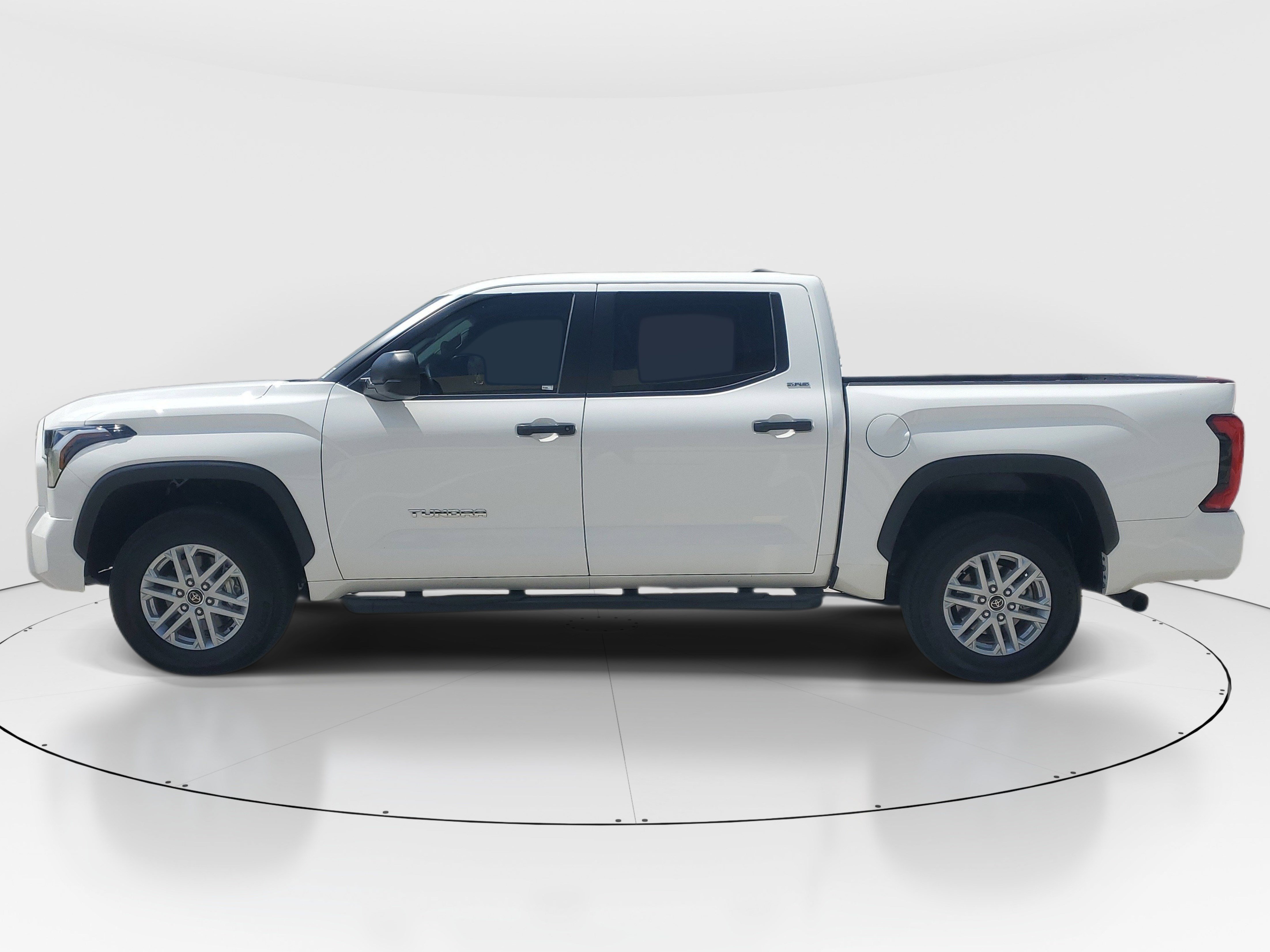 Used 2024 Toyota Tundra SR5 AWD/4WD image 6