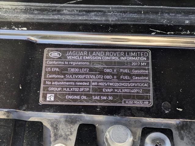 Used 2017 Land Rover Range Rover Evoque SE Premium image 24