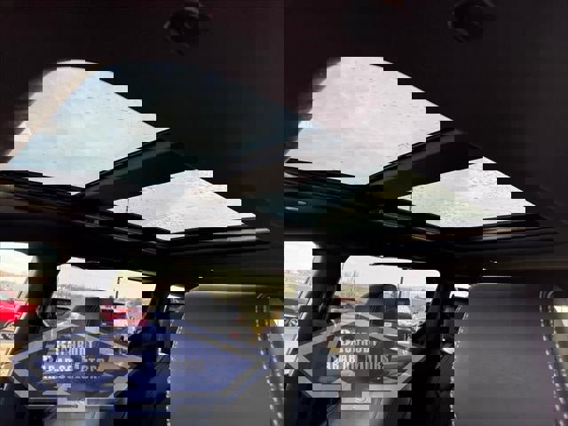 New 2026 Chrysler Pacifica Select w/ S Appearance Package image 30