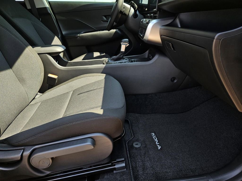 New 2026 Hyundai Kona SEL Sport FWD image 9