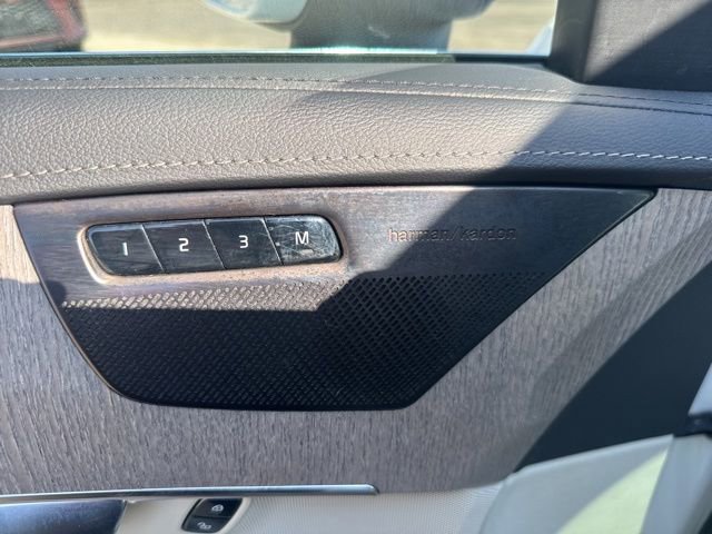 Used 2023 Volvo XC90 B6 Ultimate w/ Protection Package Premier image 13
