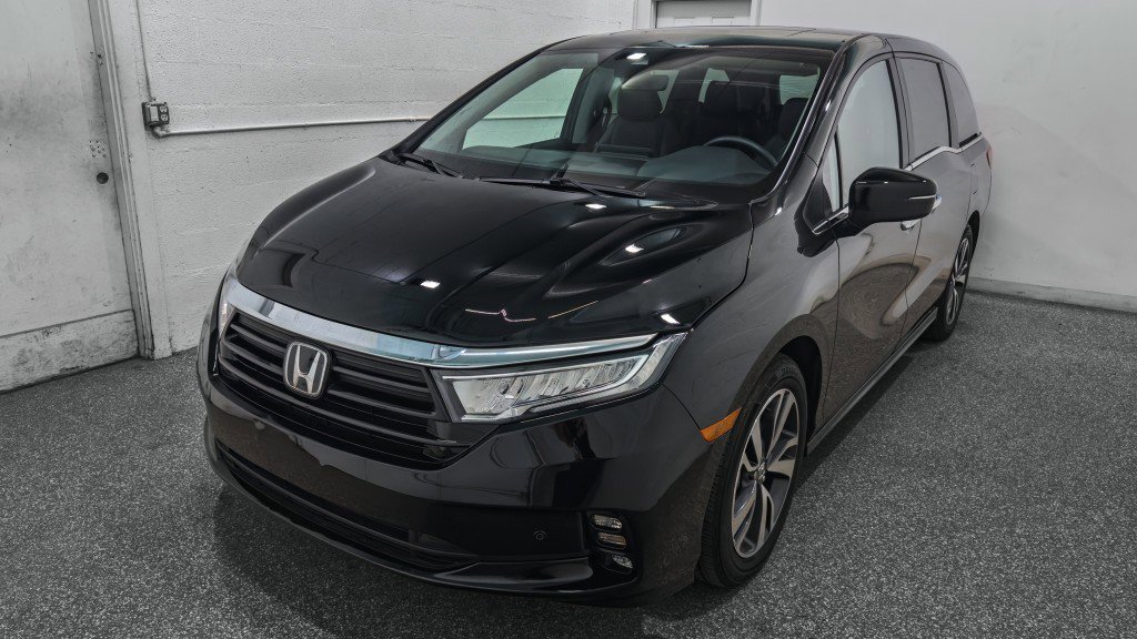 Used 2024 Honda Odyssey Touring image 4