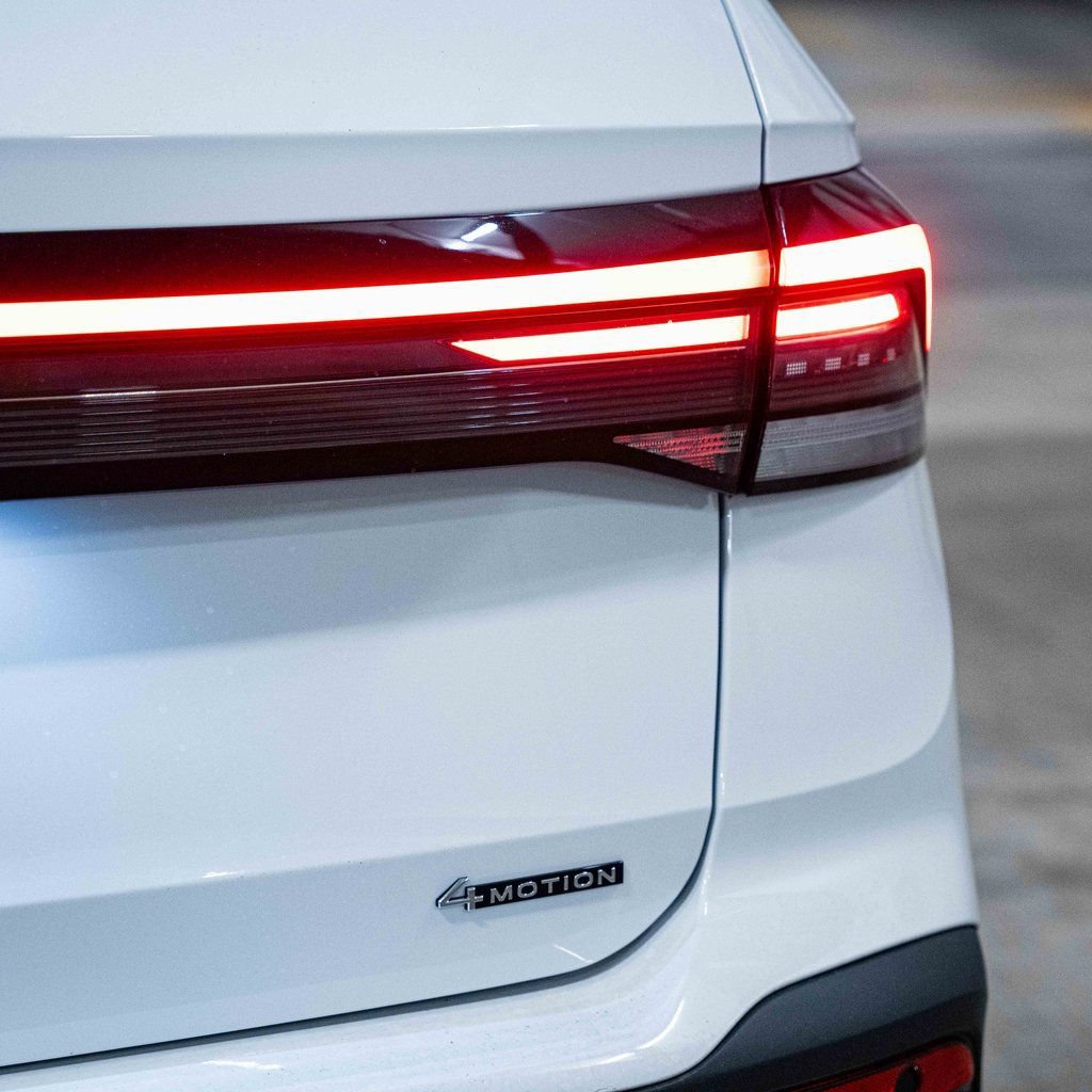 New 2026 Volkswagen Taos SEL AWD/4WD image 6