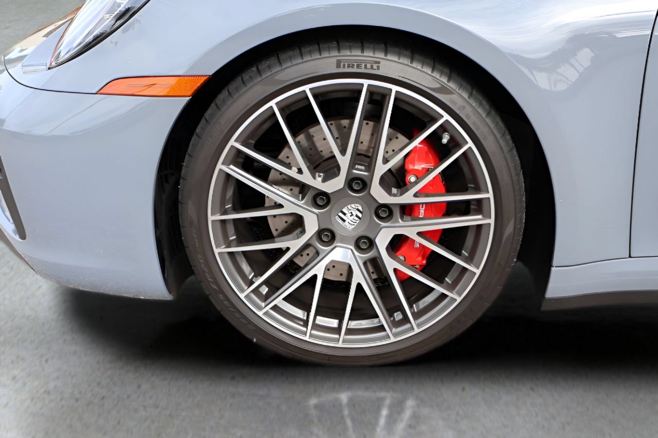 Used 2024 Porsche 911 Carrera S RWD image 30