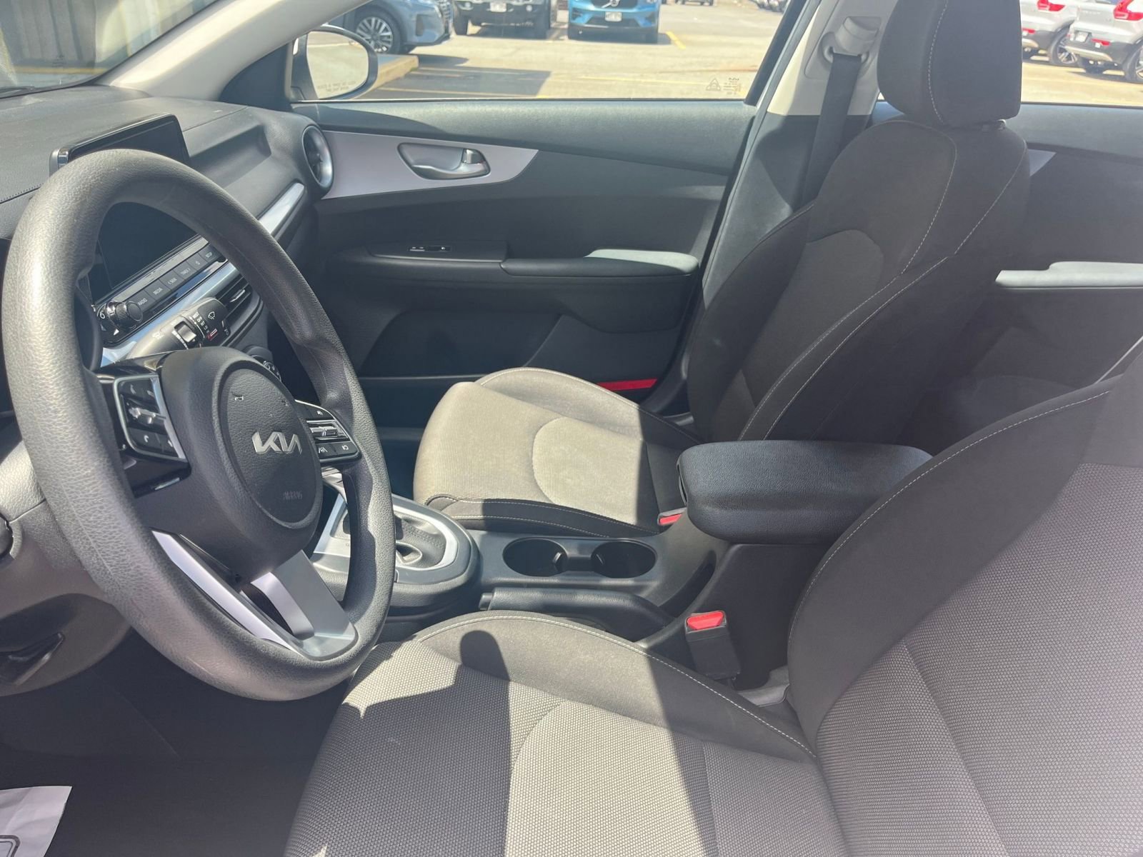 Used 2024 Kia Forte LXS FWD image 25