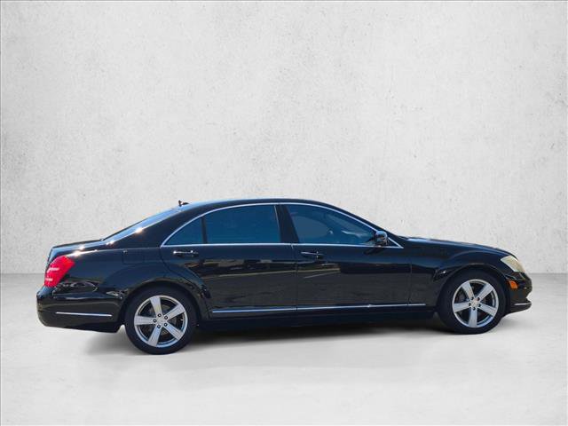 Used 2011 Mercedes-Benz S 550 image 4