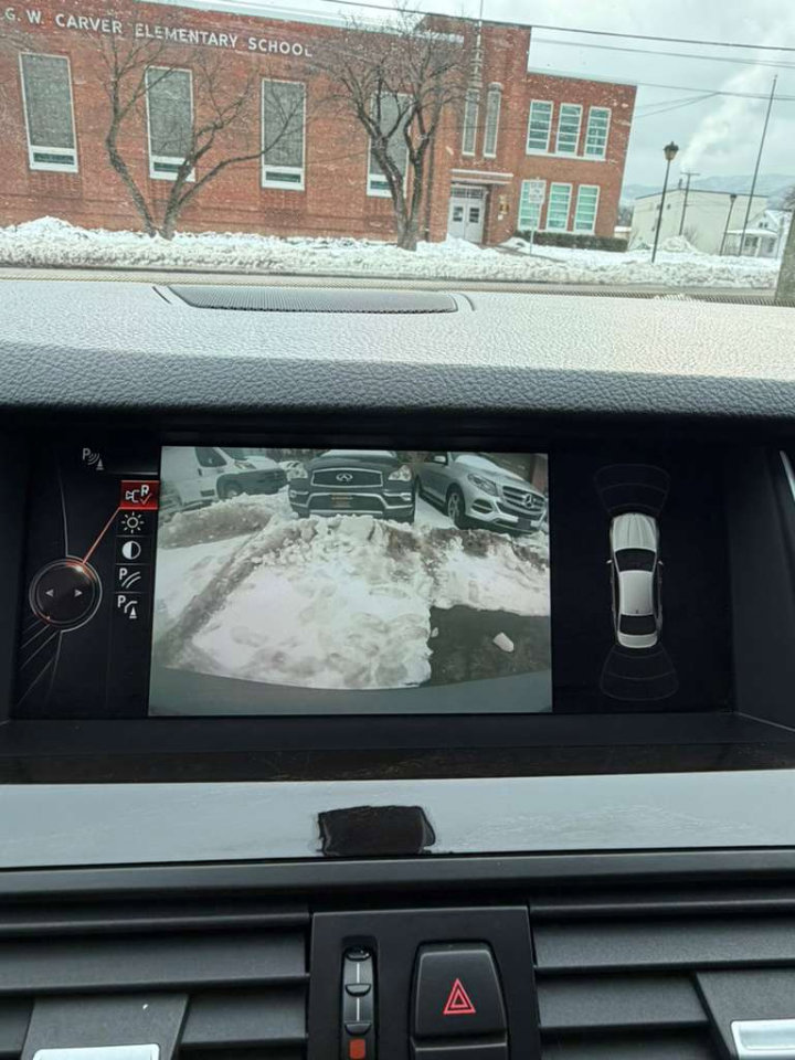 Used 2015 BMW 528i Sedan image 33