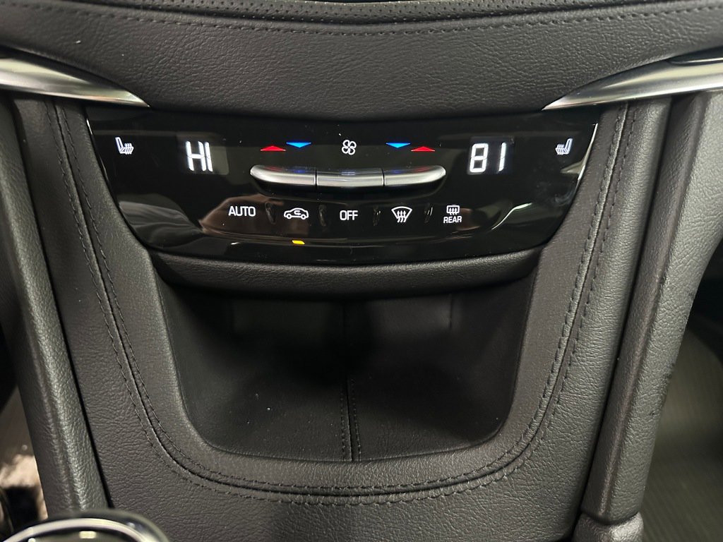 New 2026 Cadillac XT5 Premium Luxury w/ LPO, ONYX Package image 15