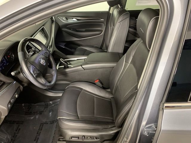 Used 2021 Buick Enclave Avenir w/ Avenir Technology Package AWD/4WD image 29