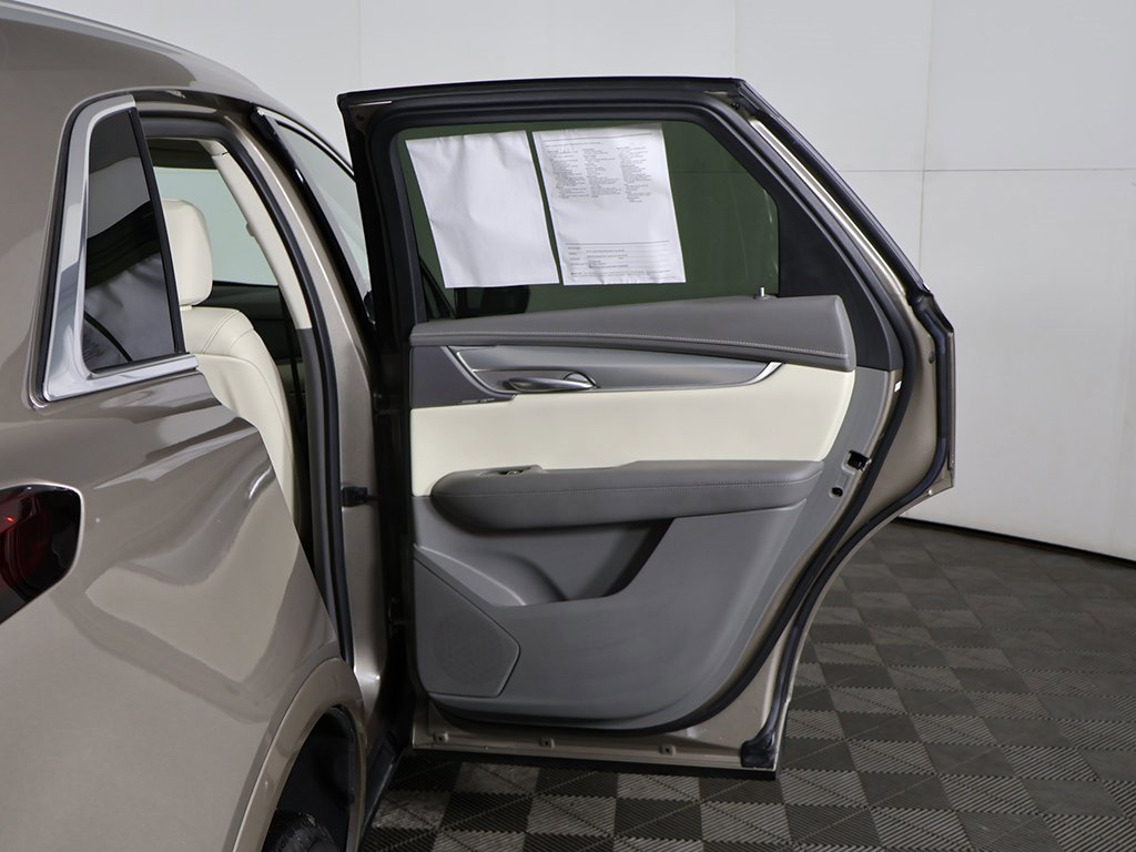 Used 2023 Cadillac XT5 Premium Luxury image 25