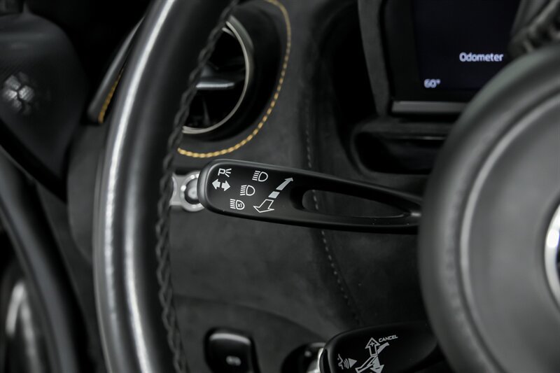 Used 2020 McLaren 720S Spider RWD image 29