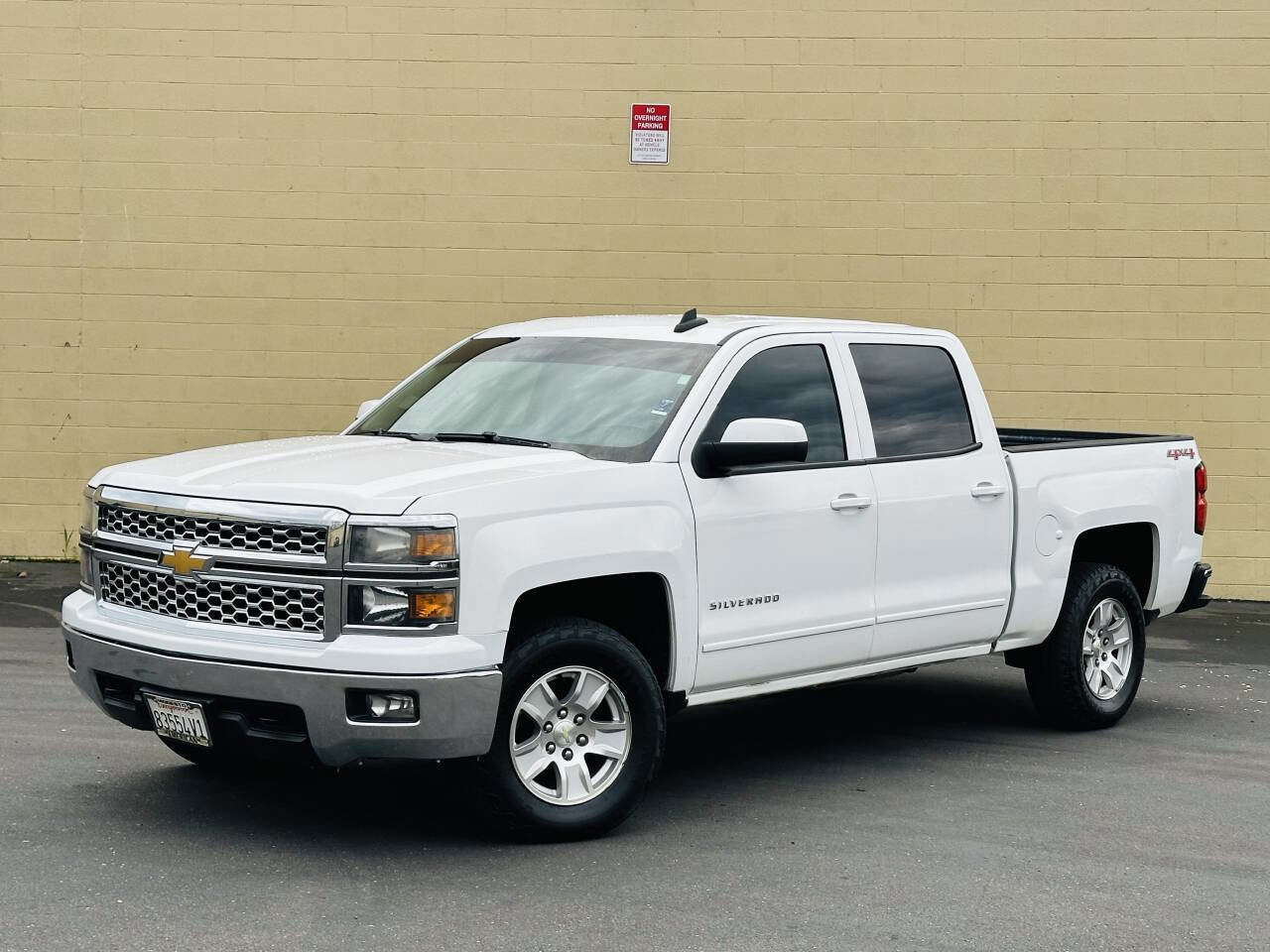 Used 2015 Chevrolet Silverado 1500 LT w/ All Star Edition AWD/4WD image 3