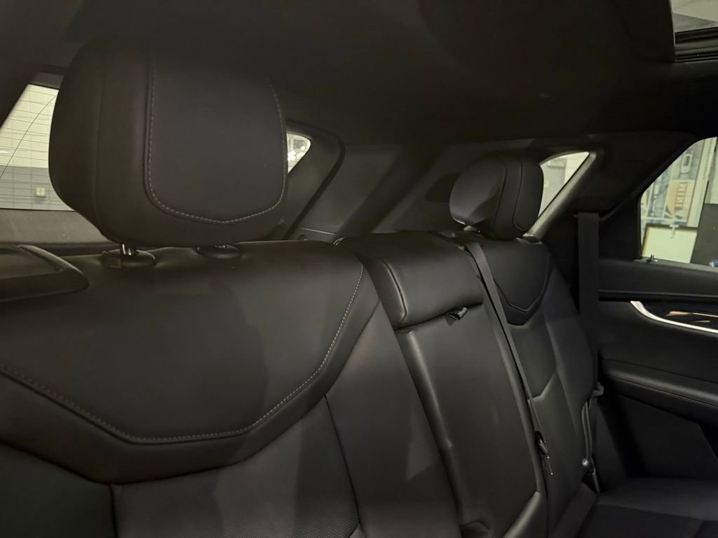 Used 2023 Cadillac XT5 Premium Luxury image 39
