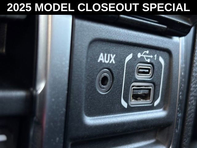 New 2025 Jeep Gladiator Mojave AWD/4WD image 38