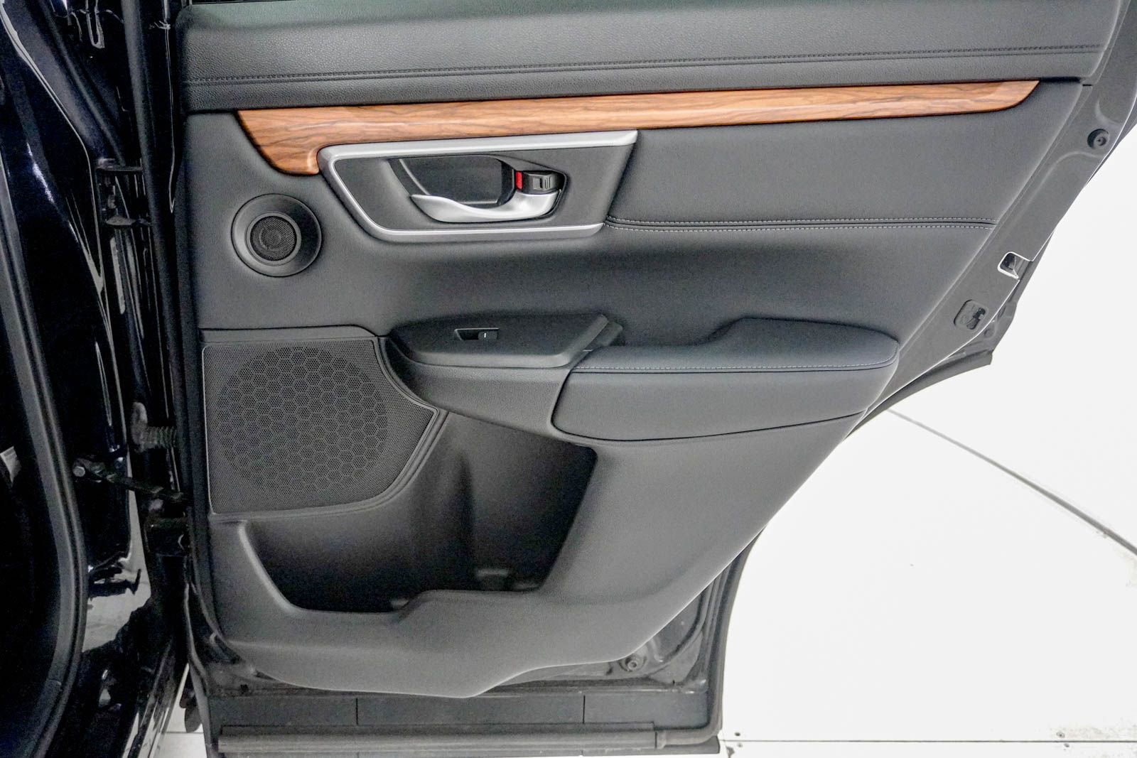 Used 2017 Honda CR-V EX-L image 35