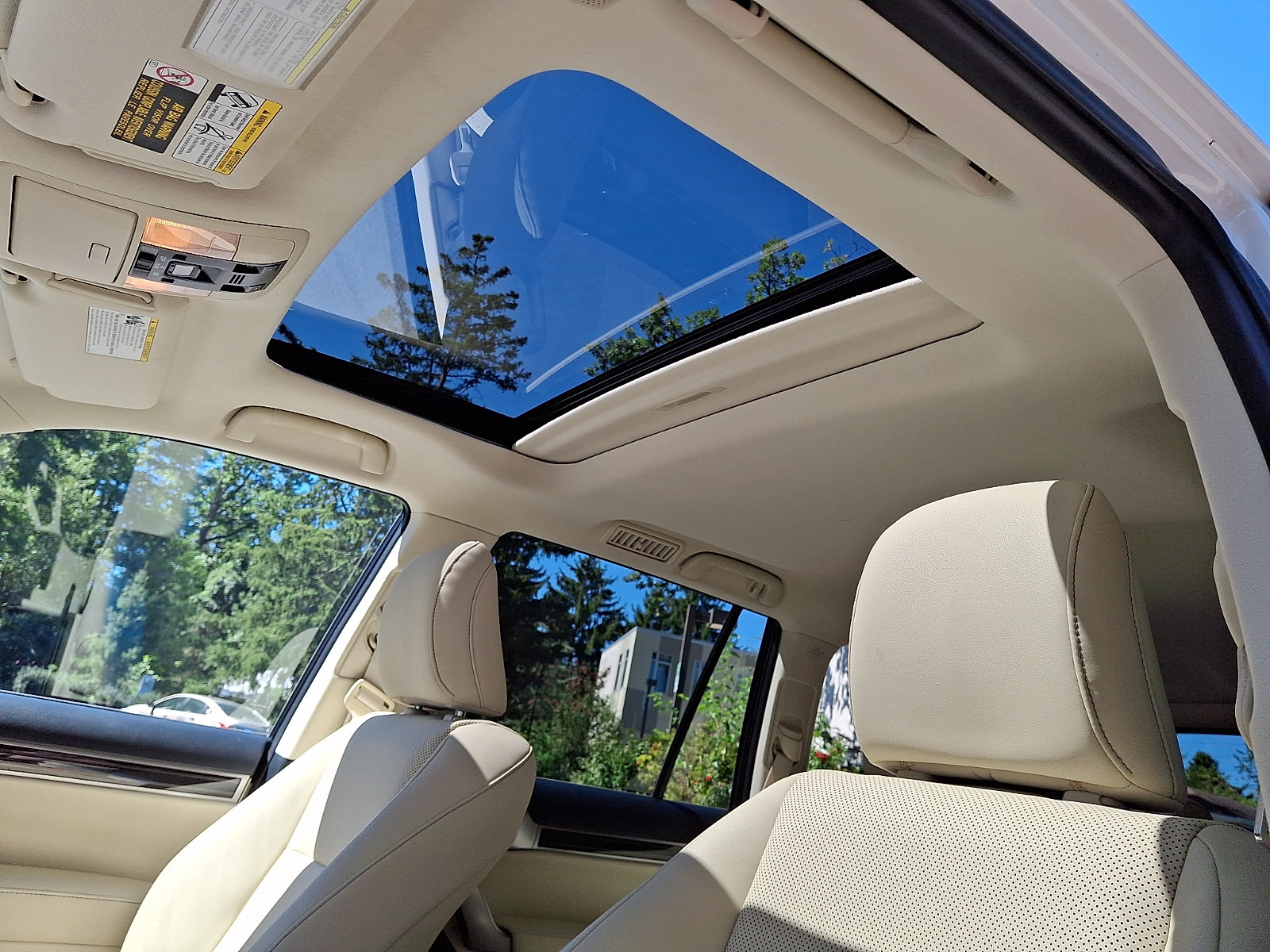Certified 2023 Lexus GX 460 Premium w/ Premium Package AWD/4WD image 15
