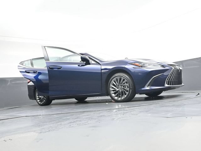 Used 2025 Lexus ES 350 Ultra Luxury FWD image 42