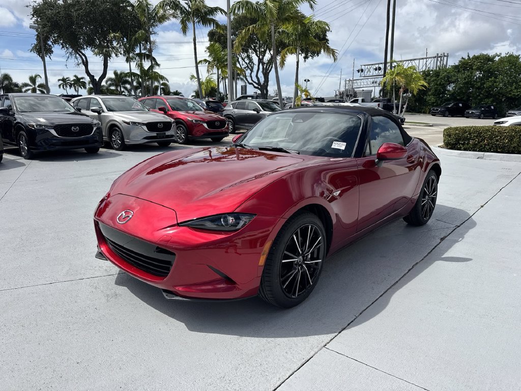New 2026 MAZDA MX-5 Miata Grand Touring RWD image 9
