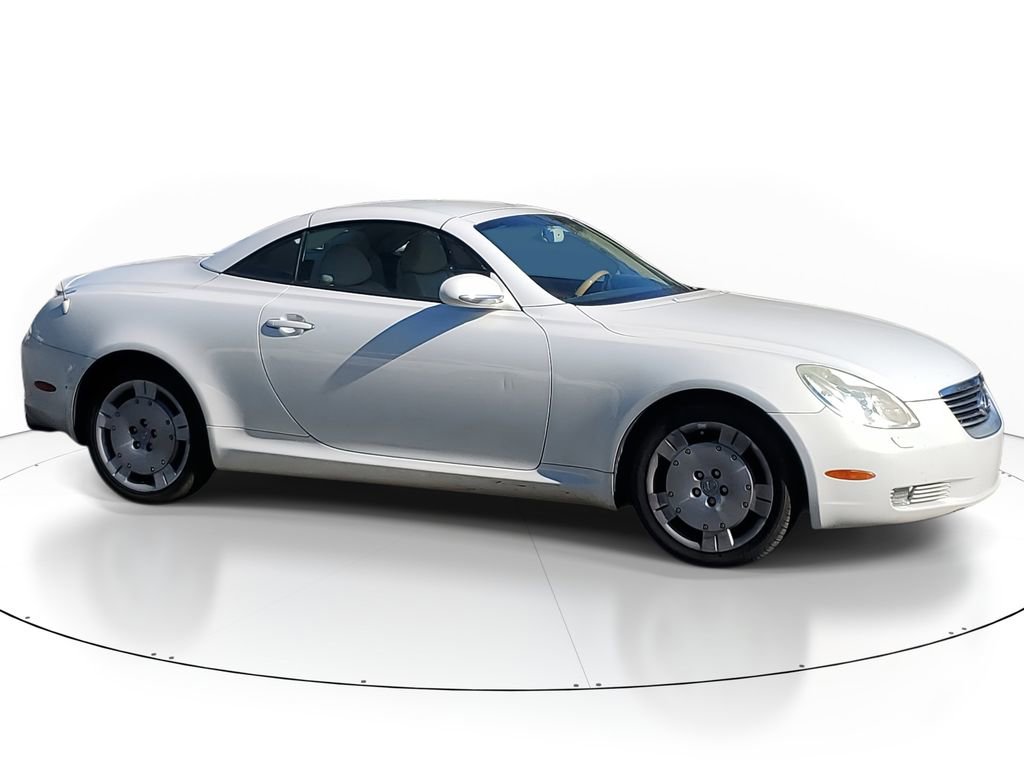 Used 2003 Lexus SC 430 Convertible image 2