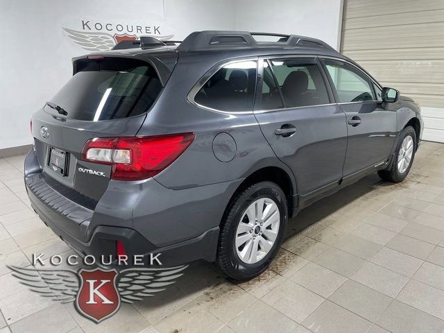 Used 2019 Subaru Outback 2.5i Premium image 6