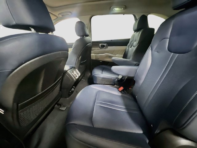 Certified 2024 Kia Sorento SX Prestige AWD/4WD image 26