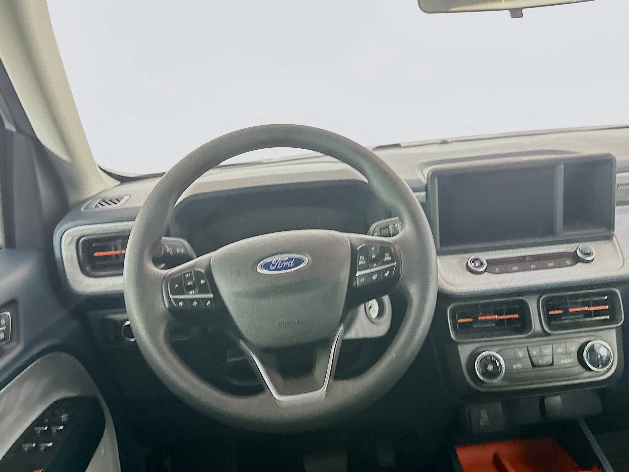 Used 2023 Ford Maverick XLT image 17