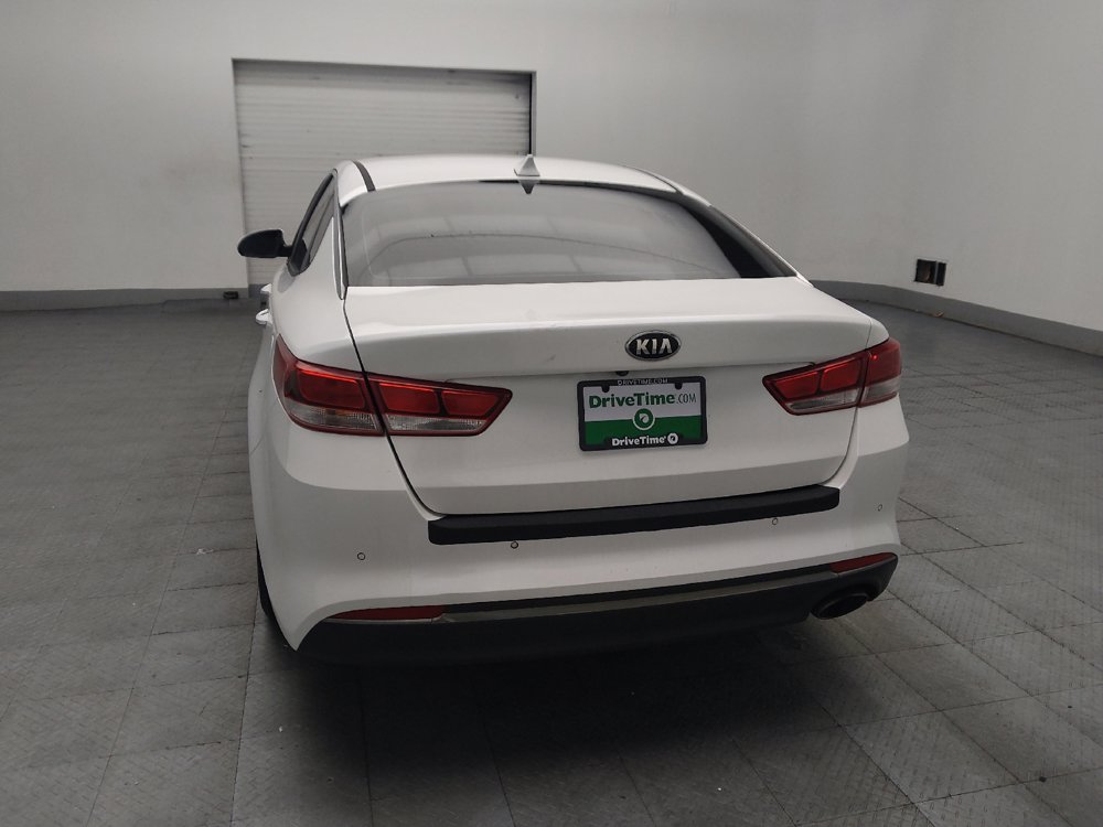 Used 2017 Kia Optima LX w/ Convenience Plus Package FWD image 6