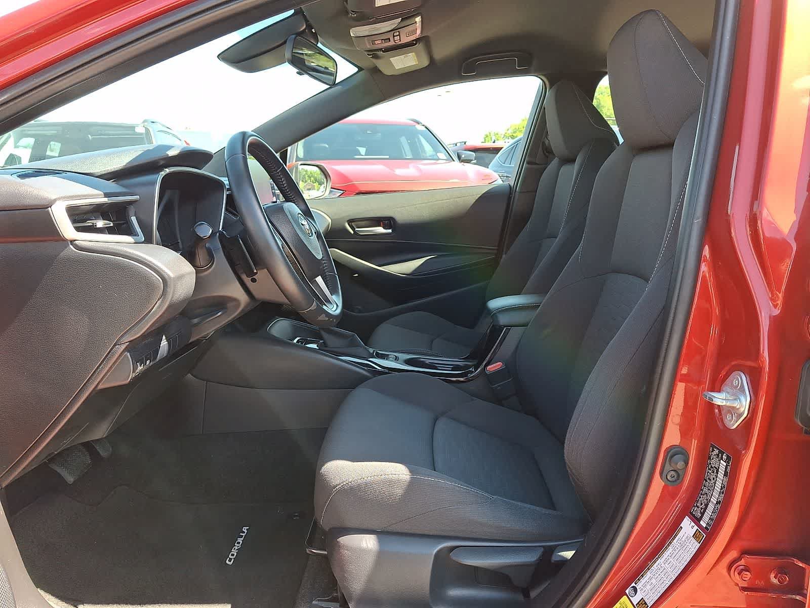 Certified 2021 Toyota Corolla SE w/ SE Preferred Package FWD image 16