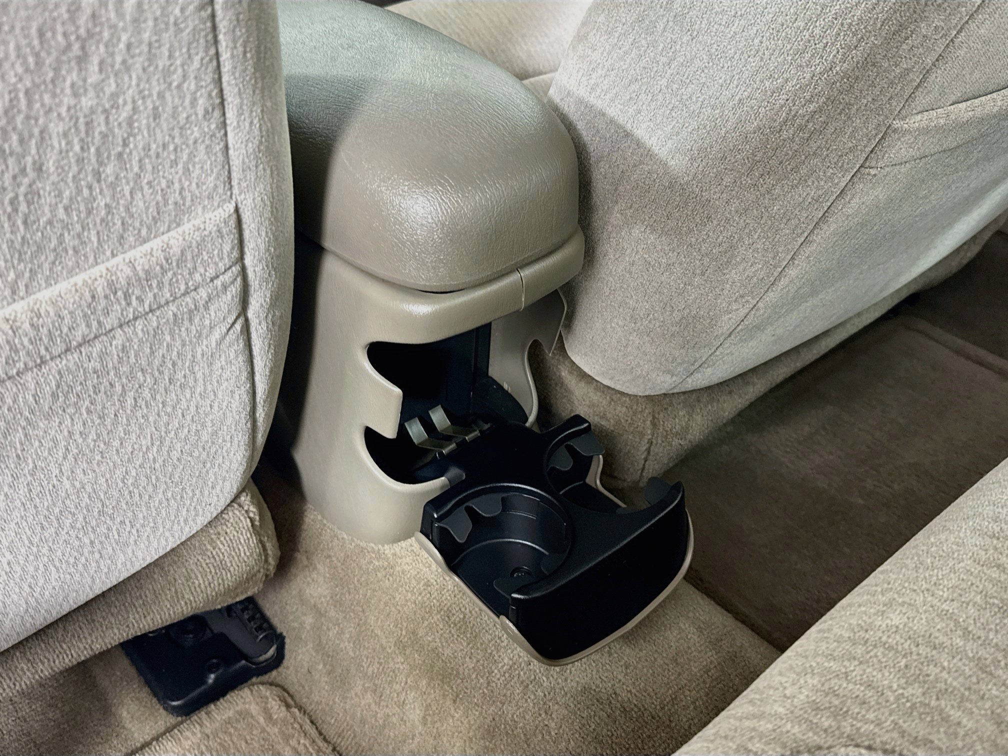Used 2000 Oldsmobile Intrigue GX FWD image 24