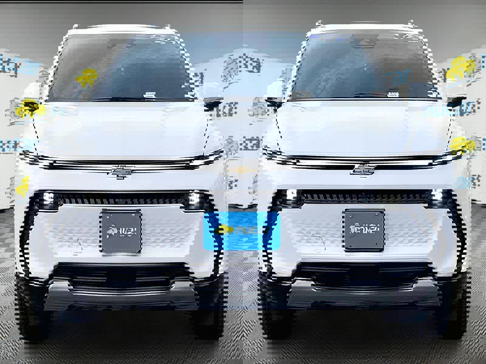 Used 2025 Chevrolet Equinox EV LT image 2