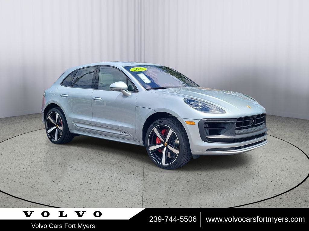 Used 2025 Porsche Macan GTS AWD/4WD image 1
