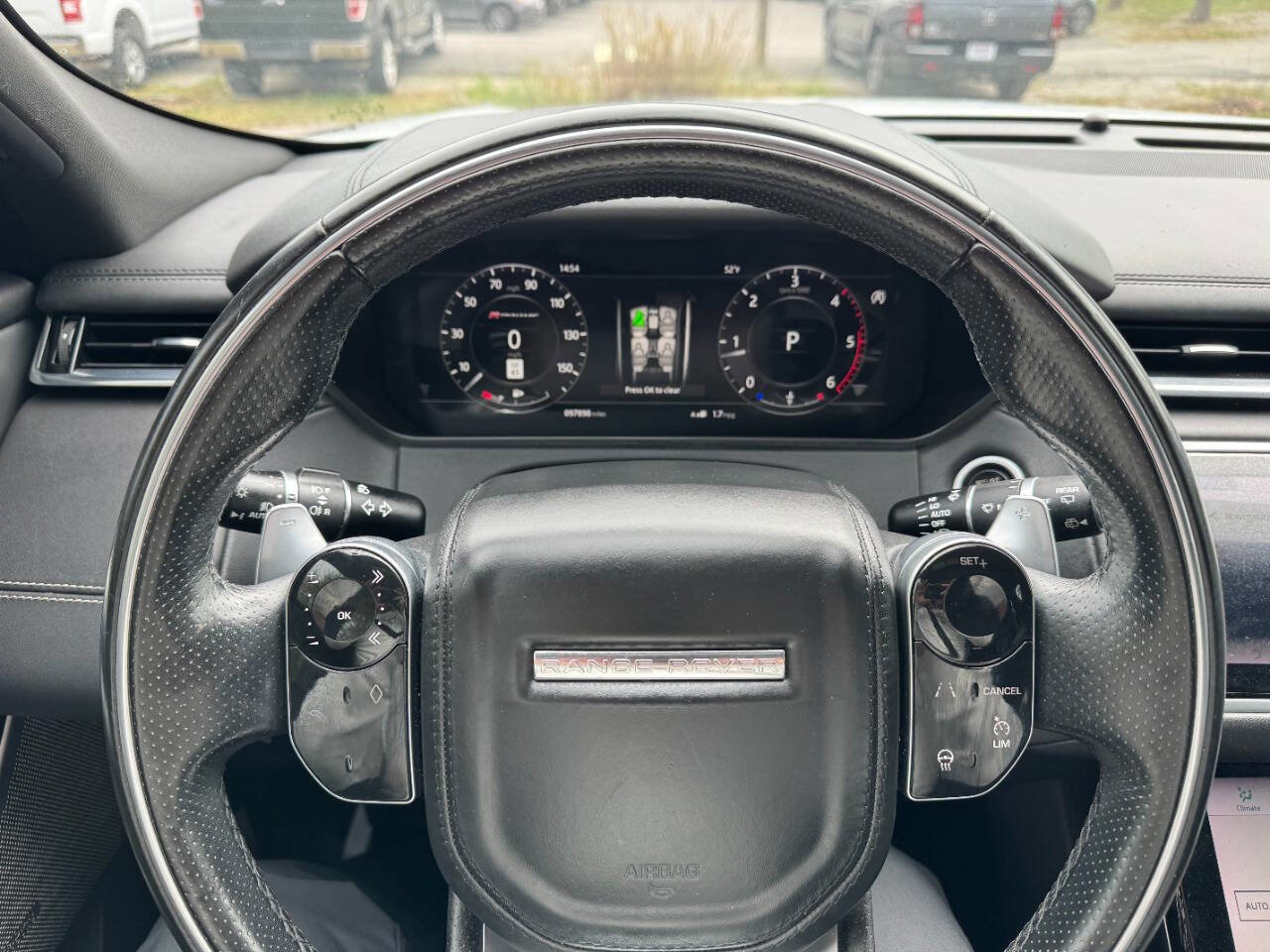 Used 2018 Land Rover Range Rover Velar R-Dynamic HSE image 25