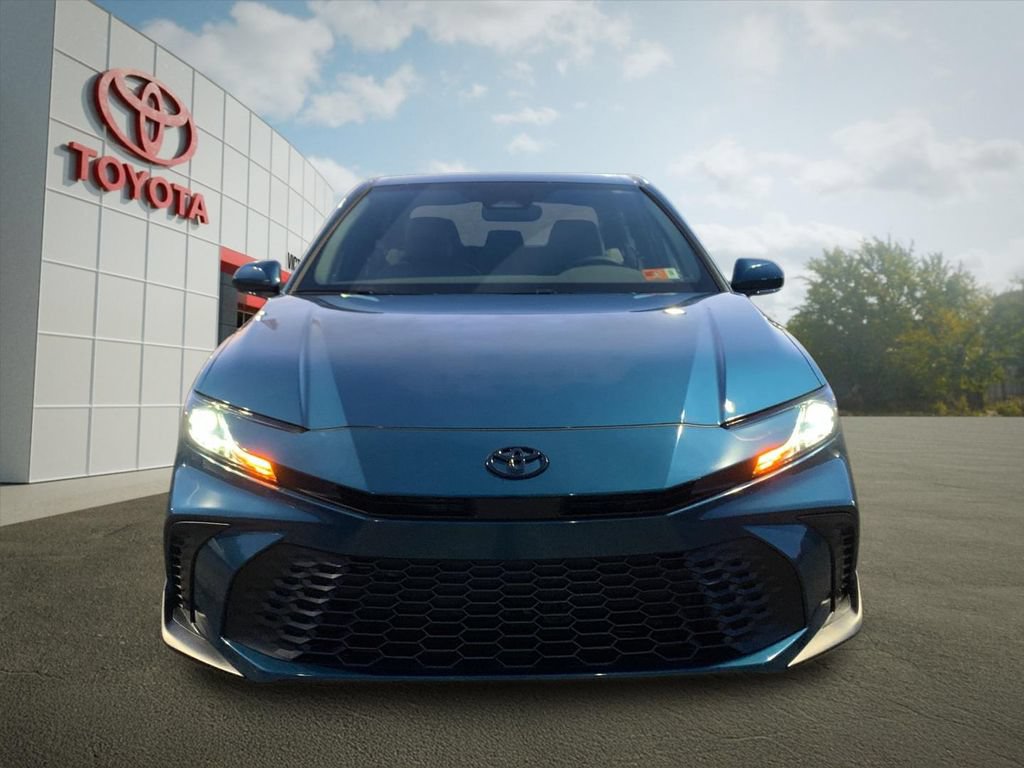 New 2026 Toyota Camry SE FWD image 8